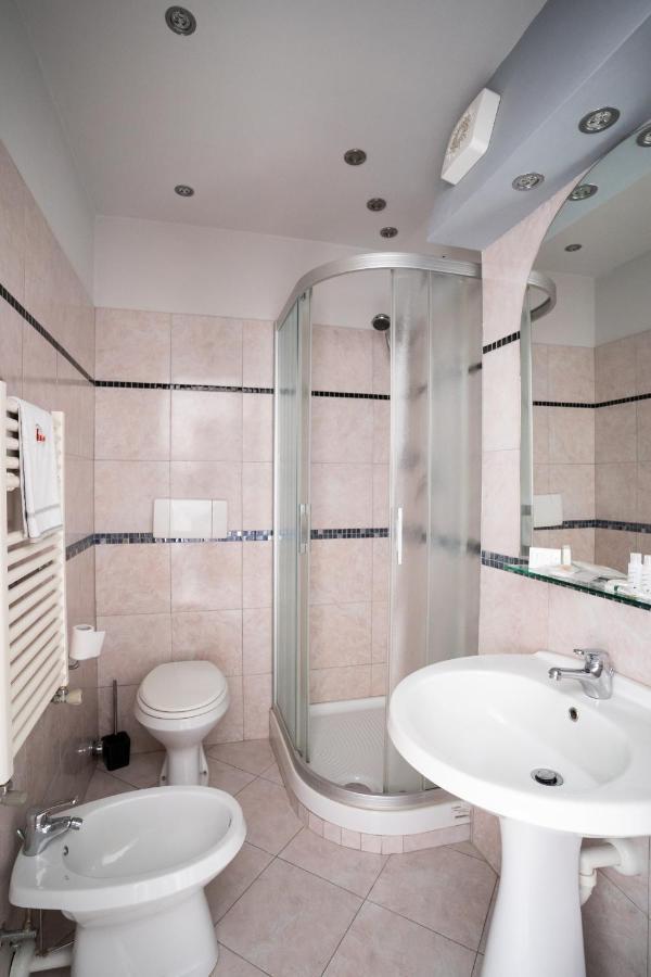 J Hotel Orbassano Dış mekan fotoğraf