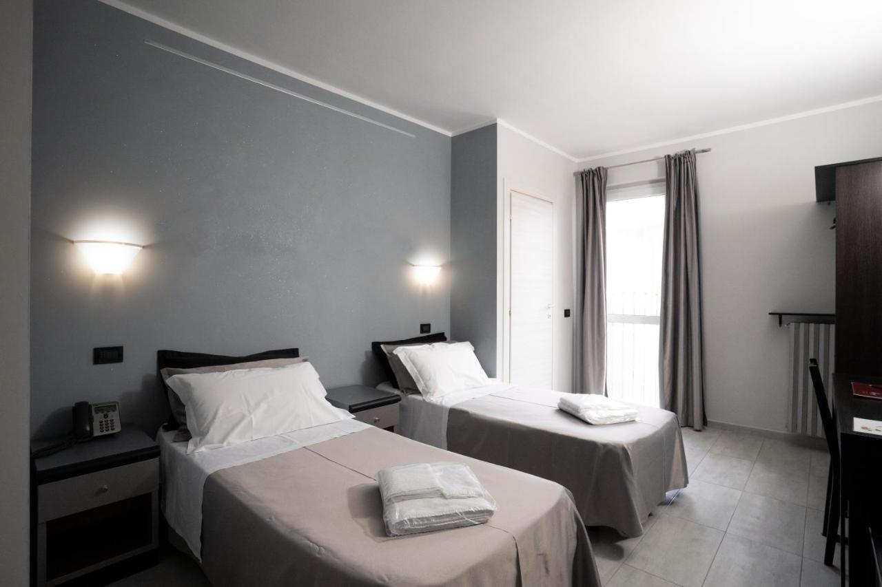 J Hotel Orbassano Dış mekan fotoğraf