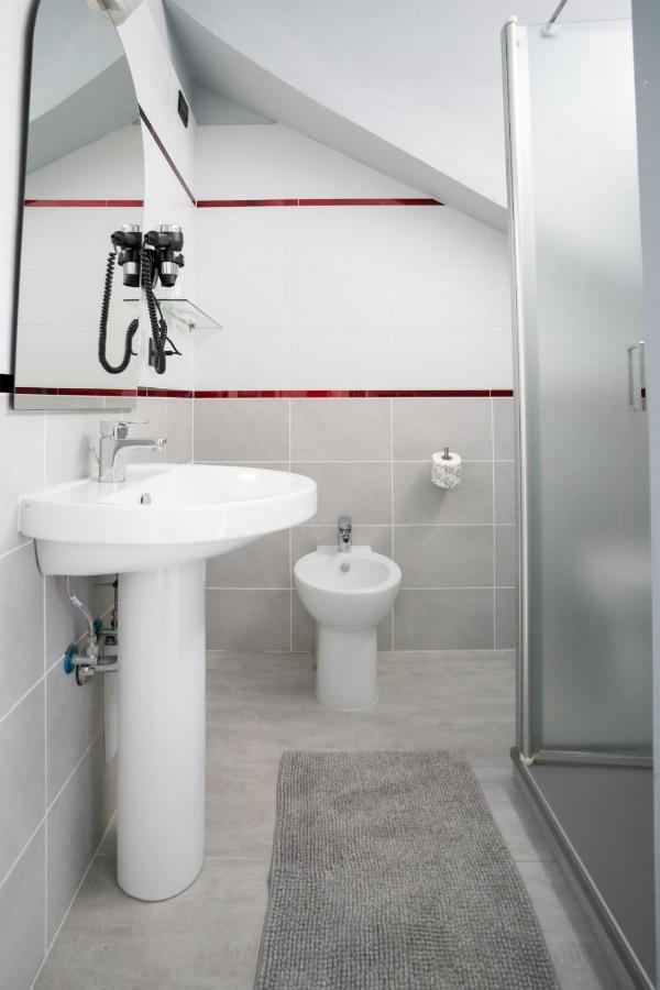 J Hotel Orbassano Dış mekan fotoğraf